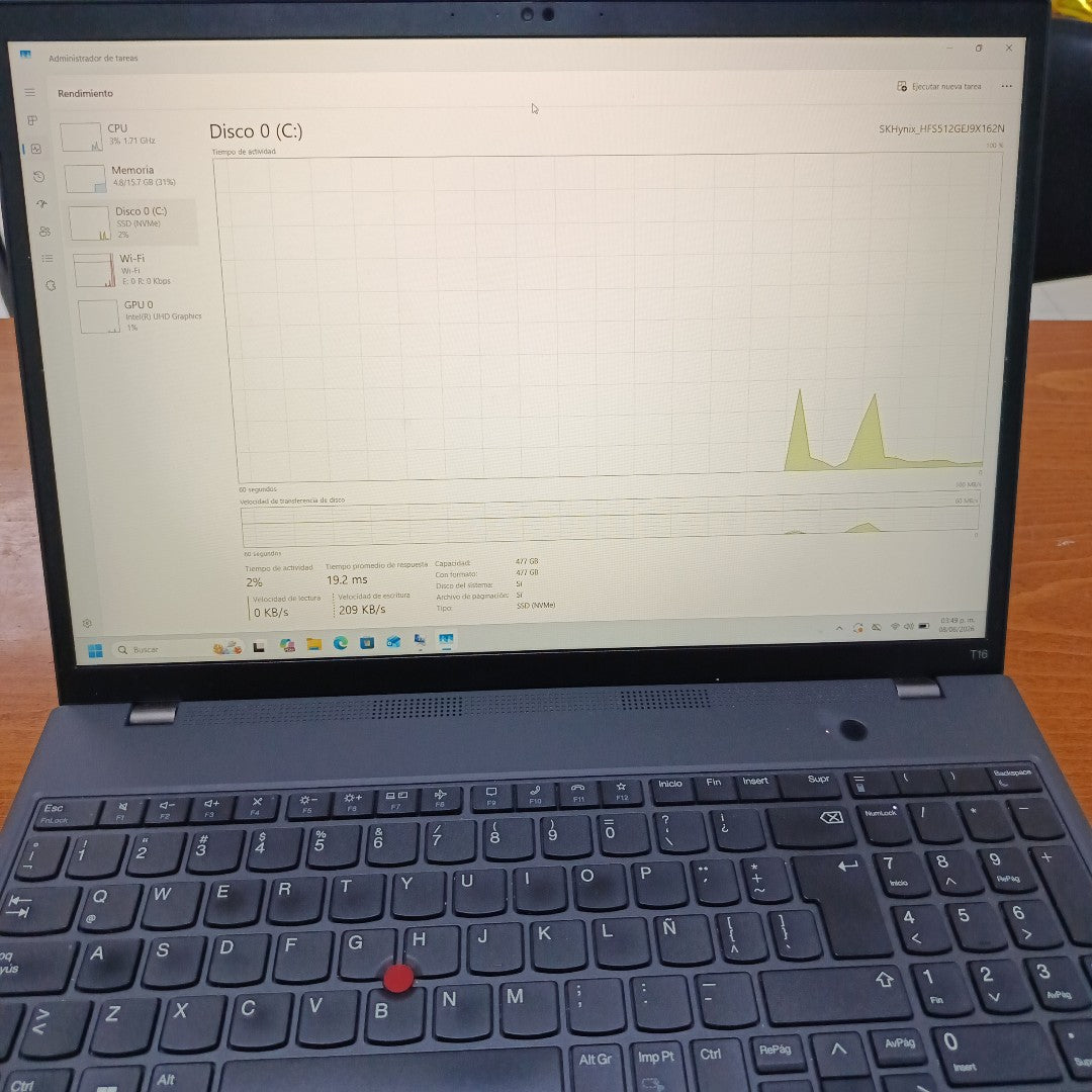 LAPTOP LENOVO THINKPAD T16 GEN 2 (2024) 512 GB SSD 16 GB RAM (SEMINUEVO)