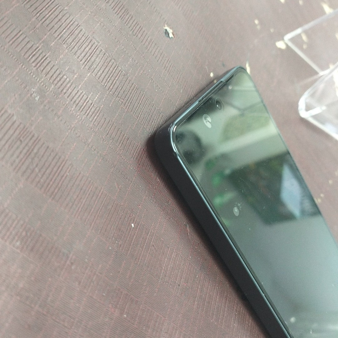 CELULAR OPPO RENO 13F 5G CPH2699 (2025) 256 GB 12 GB RAM (SEMINUEVO)