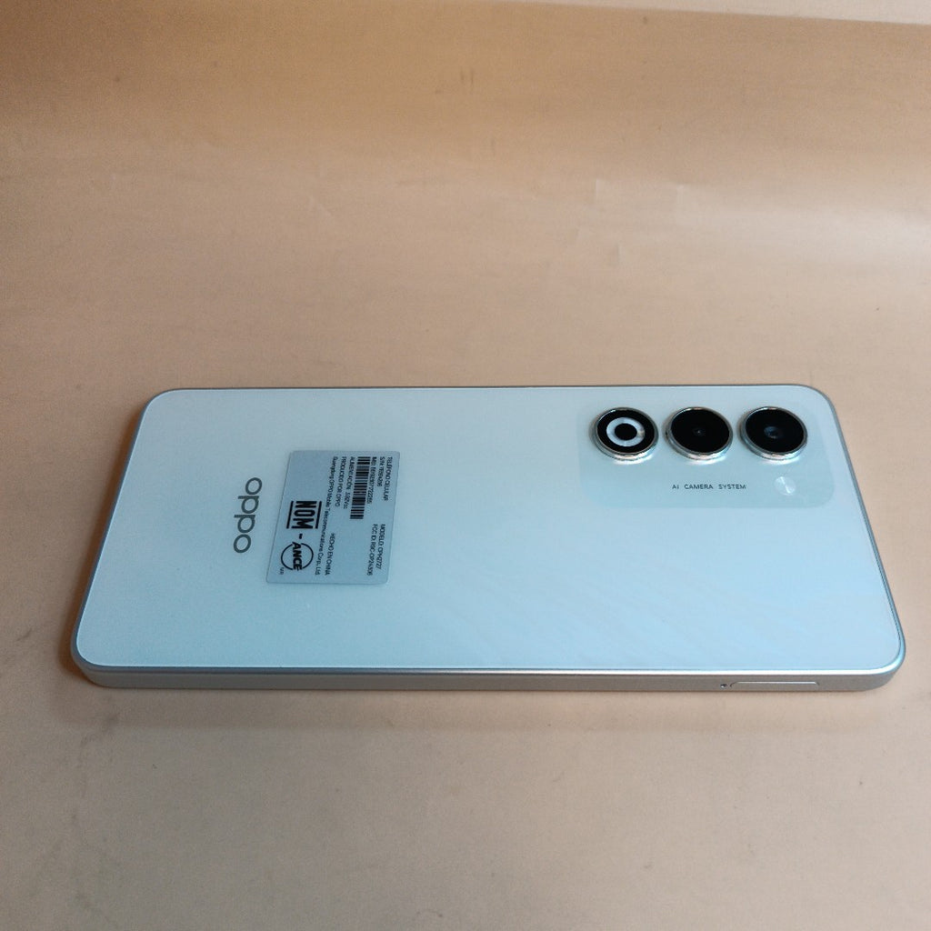 CELULAR OPPO A5 CPH2727 (2025) 256 GB 4 GB RAM