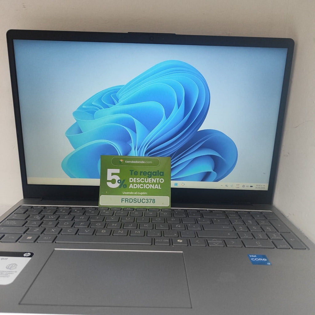 LAPTOP HP 15-FD0231LA (2025) 512 GB SSD 8 GB RAM (SEMINUEVO)