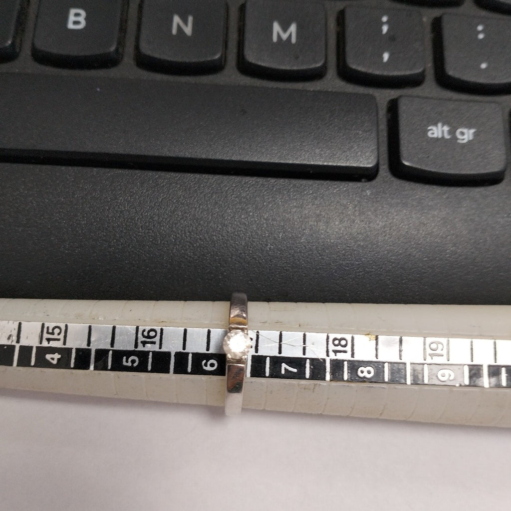 SOLITARIO ORO BLANCO 14 K 2.7 GRMS (SEMINUEVO)