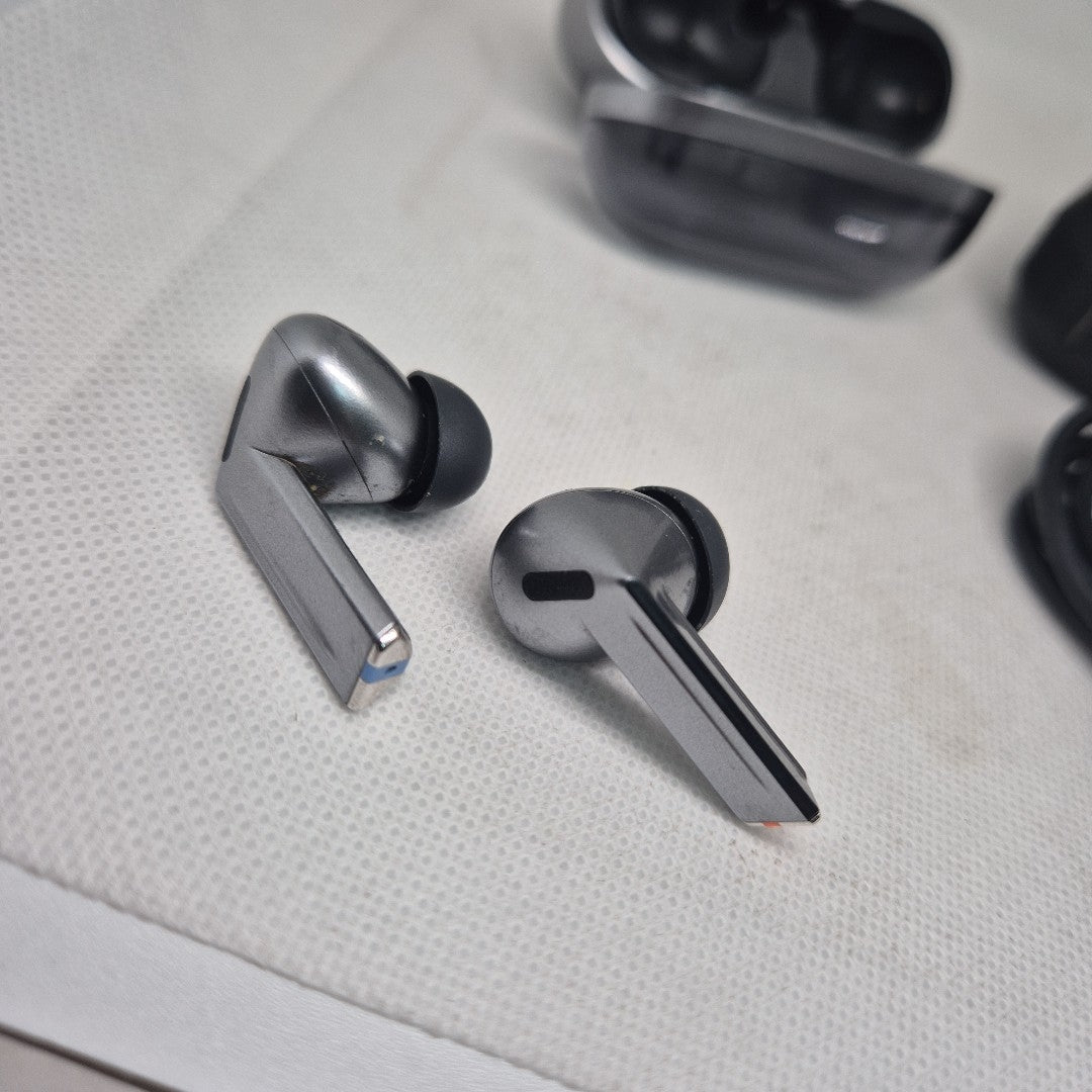 AUDIFONOS SAMSUNG GALAXY BUDS 3 PRO SM-R630 INALAMBRICO IN EAR (SEMINUEVO)