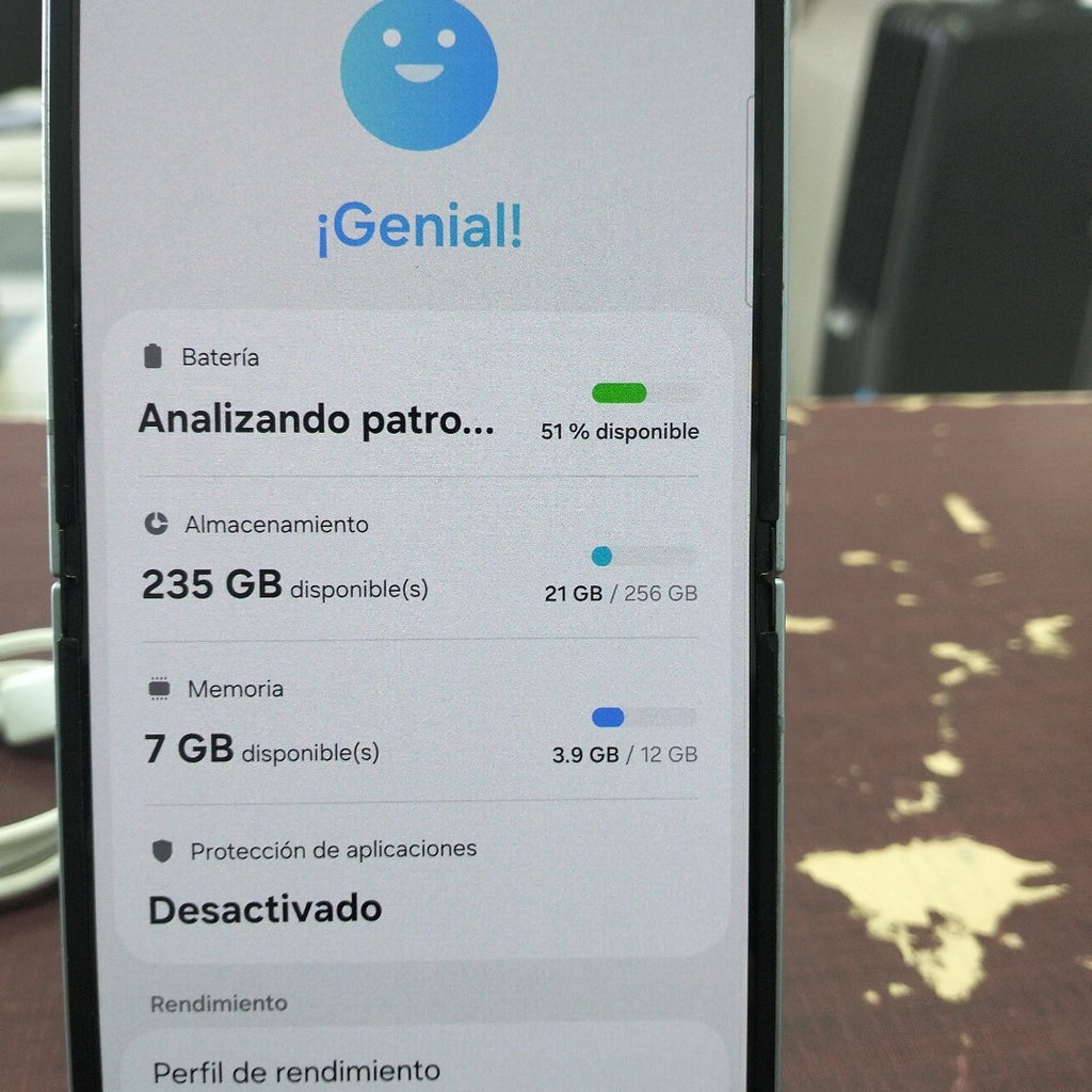 CELULAR SAMSUNG GALAXY Z FLIP 6 SM-F741B (2024) 512 GB 12 GB RAM (SEMINUEVO)