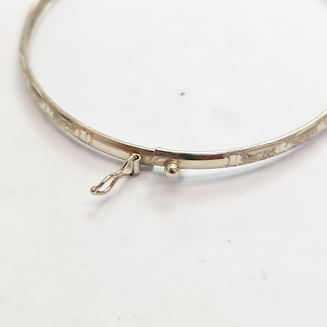 PULSERA RIGIDA ORO 14 K 3.9 GRMS (SEMINUEVO)