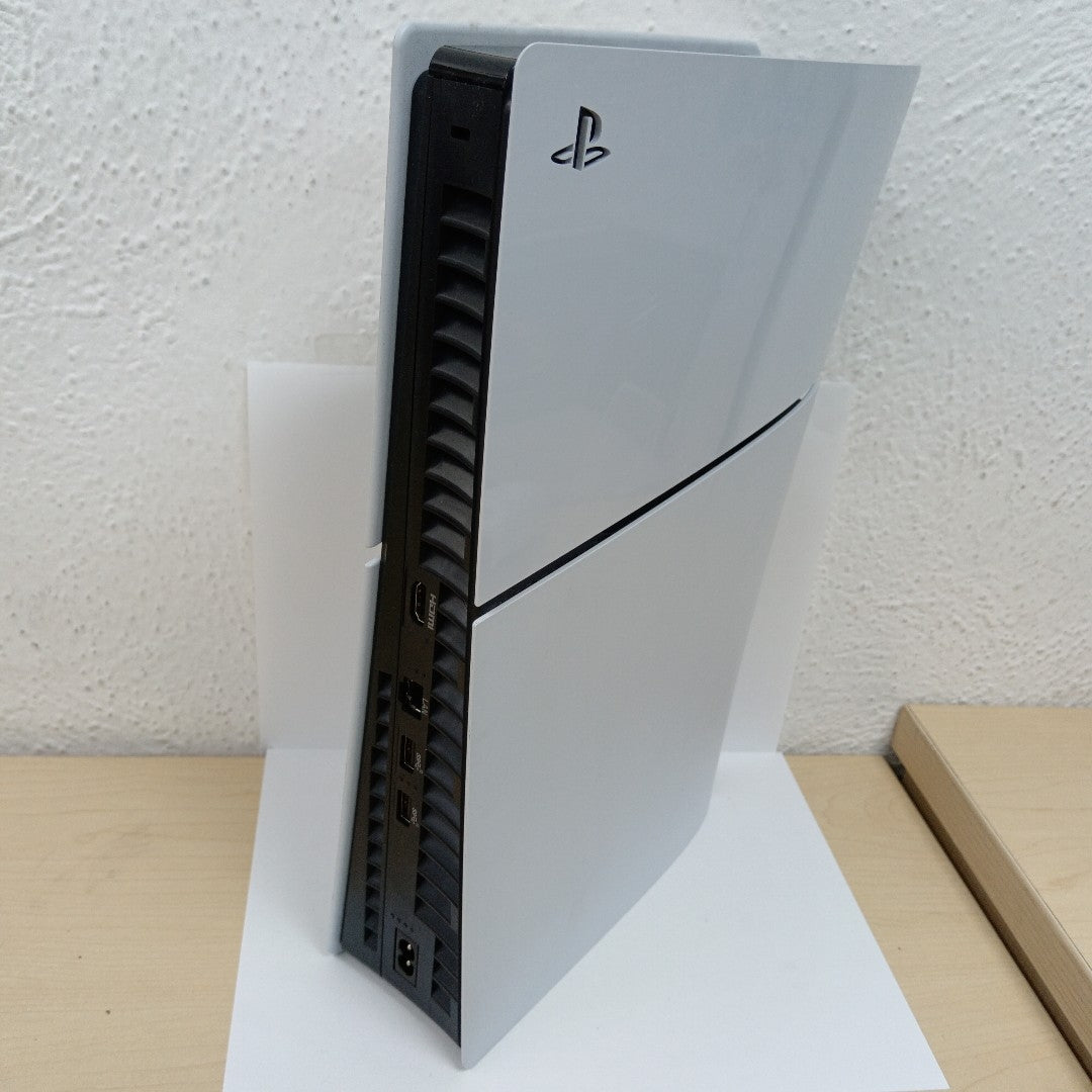 CONSOLA DE VIDEOJUEGO SONY PS5 DIGITAL 825 SSD (SEMINUEVO)