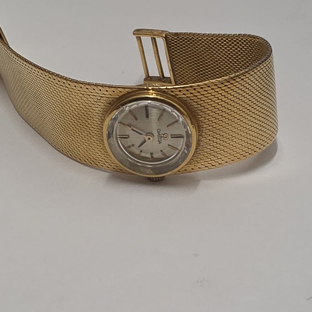 RELOJ CAJA Y PULSO ORO ORO 18 K 46 GRMS (SEMINUEVO)