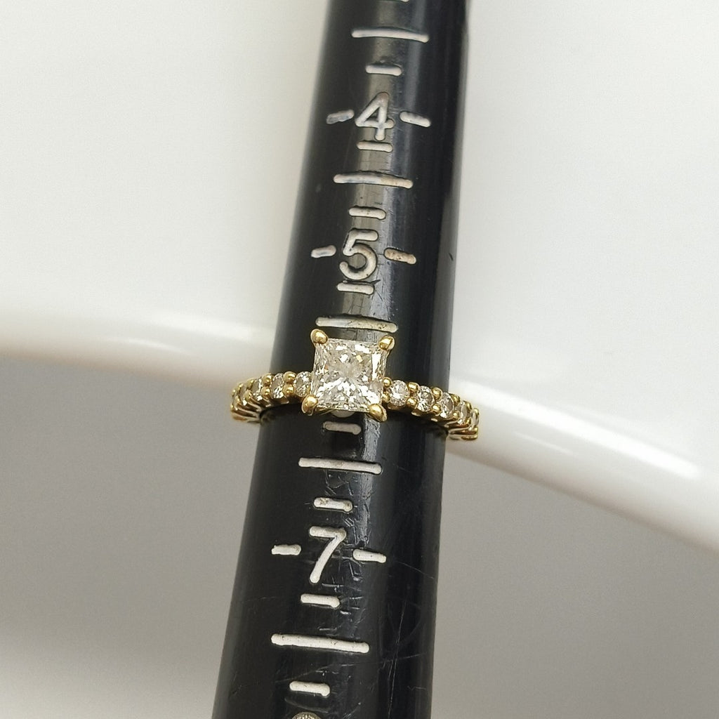 ANILLITO ORO 18 K 3,50 GRMS (SEMINUEVO)
