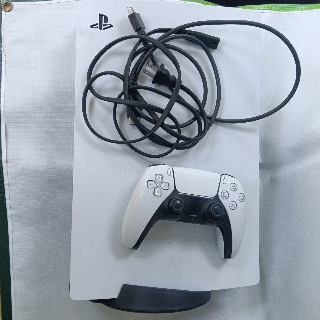 CONSOLA DE VIDEOJUEGO SONY PS5 825 SSD (SEMINUEVO)