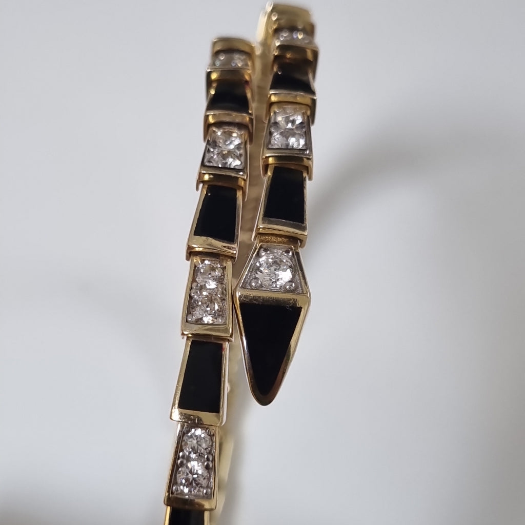 PULSERA RIGIDA ORO 14 K 14.9 GRMS (SEMINUEVO)