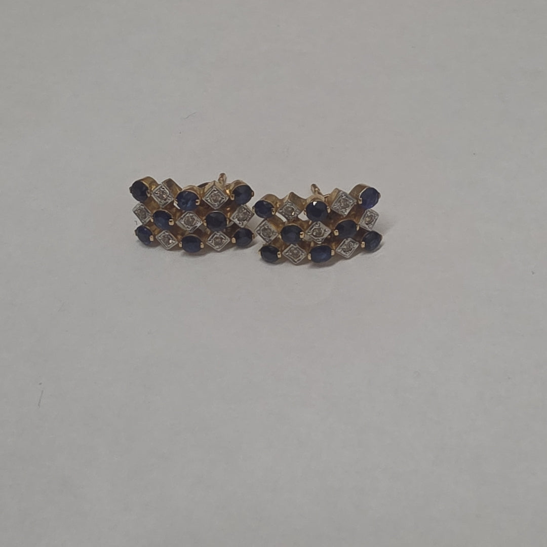 ARETES PAR ORO 18 K 5.5 GRMS (SEMINUEVO)