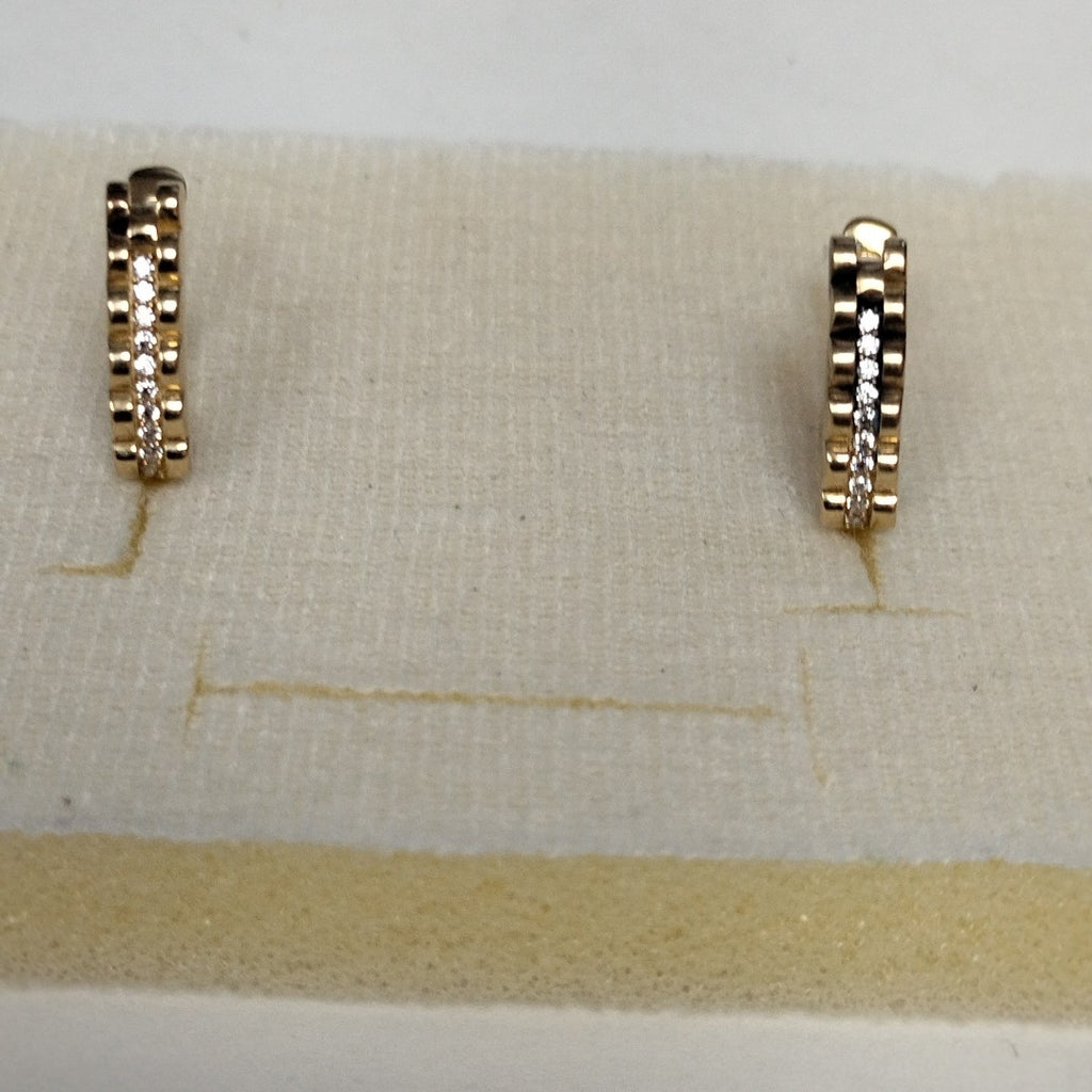 ARRACADAS PAR ORO 10 K 3,00 GRMS (SEMINUEVO)