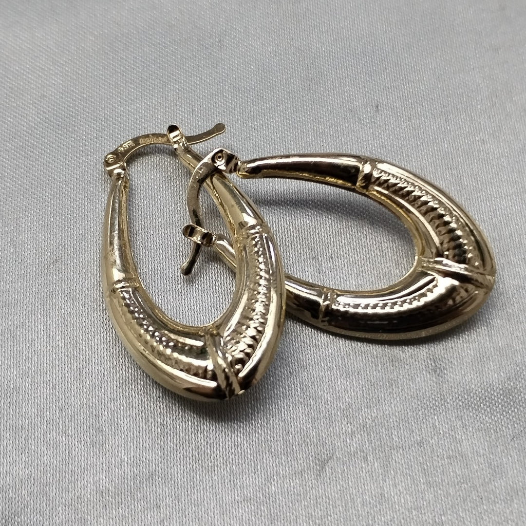 ARETES ARRACADAS ESTRIADAS 14K 2.5 GR (NUEVO)