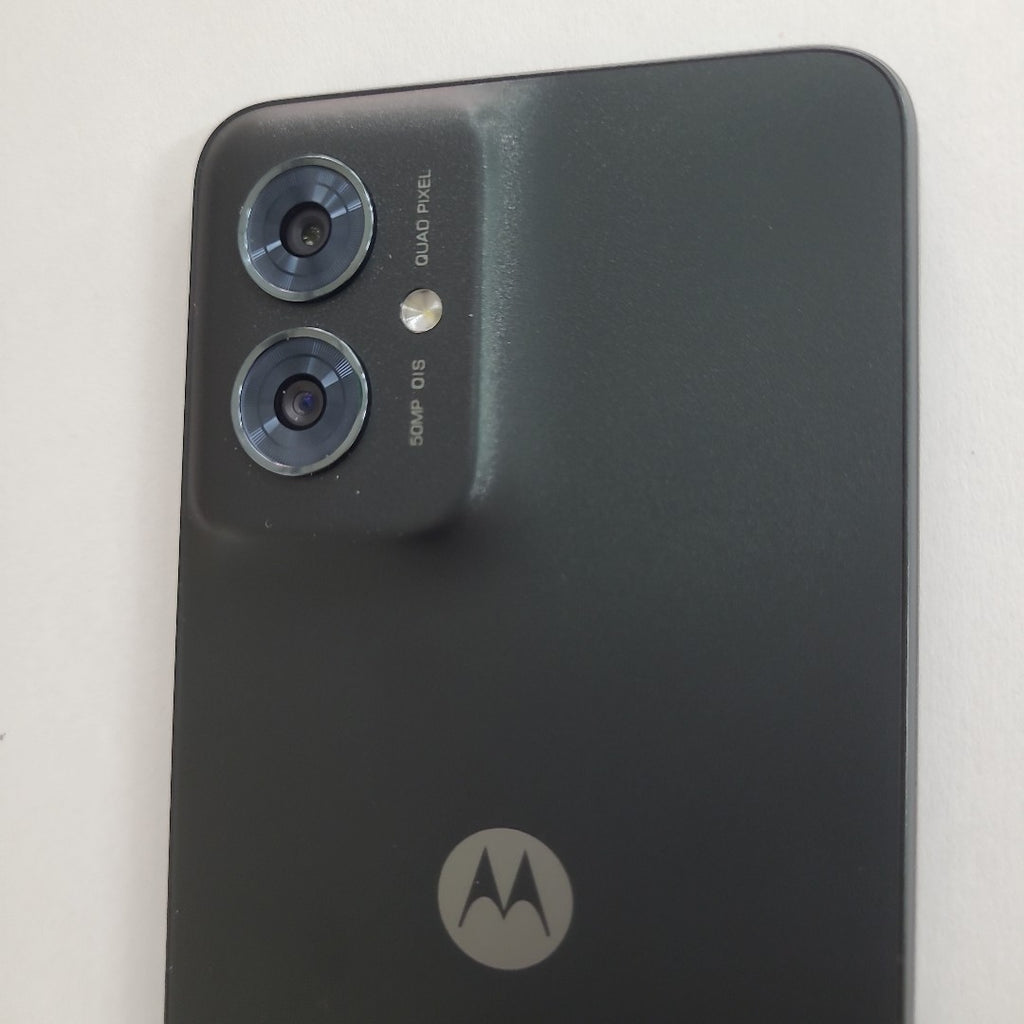 CELULAR MOTOROLA MOTO G55 5G XT2435-1(2024) 256 GB 8 GB RAM (SEMINUEVO)