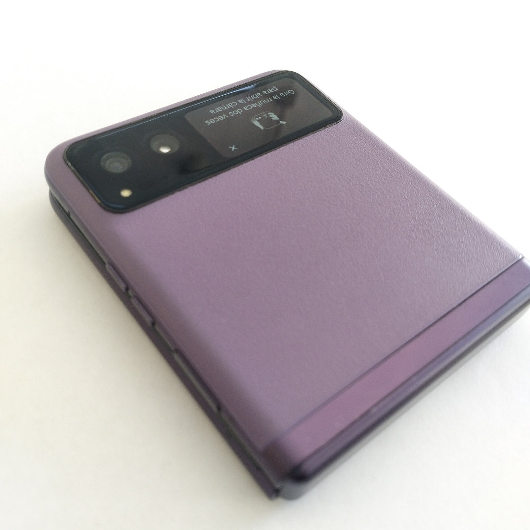 CELULAR MOTOROLA RAZR 40 XT2323-1 (2023) 256 GB 8 GB RAM (SEMINUEVO)