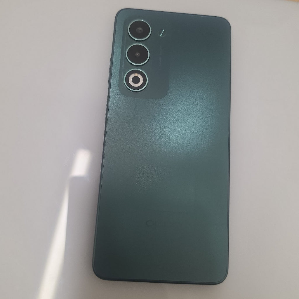 CELULAR OPPO A5 CPH2727 (2025) 256 GB 4 GB RAM (SEMINUEVO)