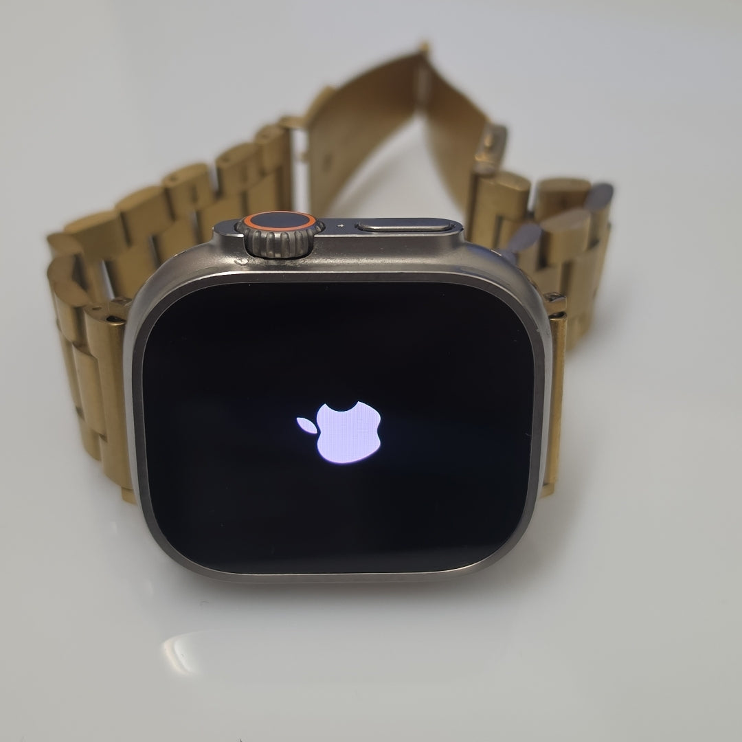 SMARTWATCH APPLE ULTRA TITANIO A2622 49 MM GPS + CELULAR (SEMINUEVO)