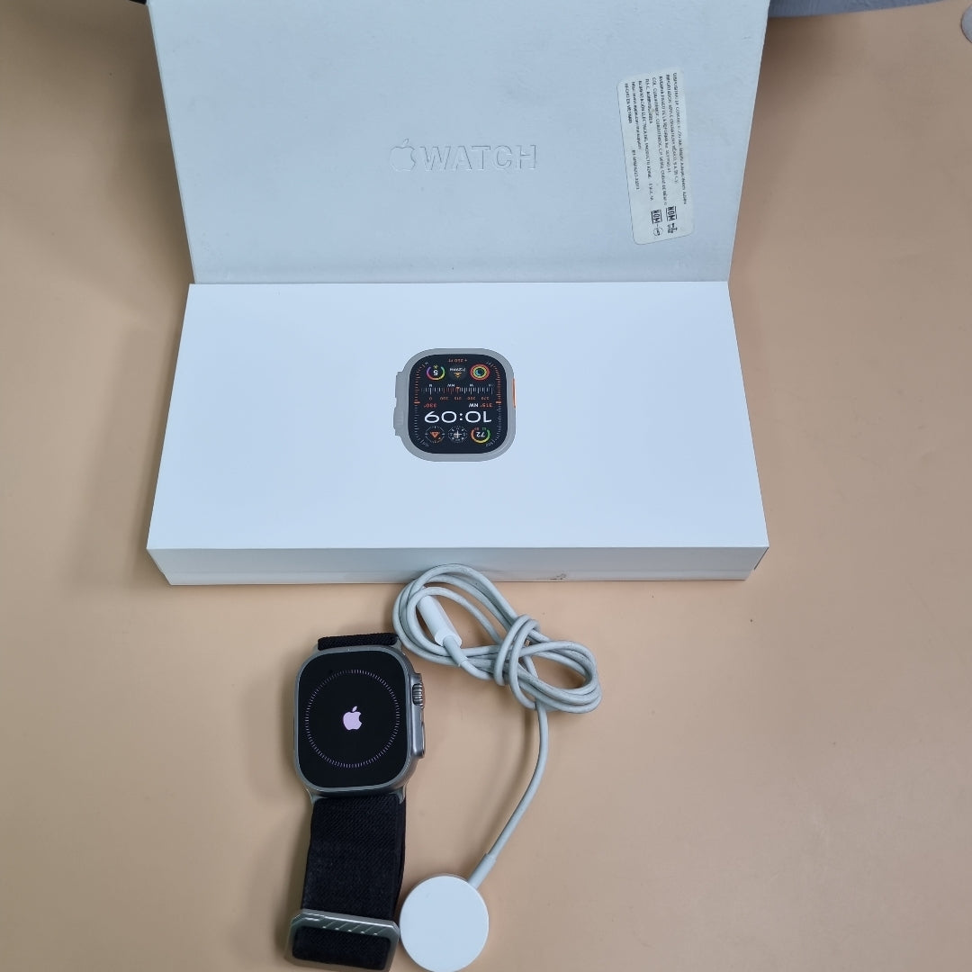 SMARTWATCH APPLE ULTRA 2 TITANIO A2986 49 MM GPS + CELULAR (SEMINUEVO)