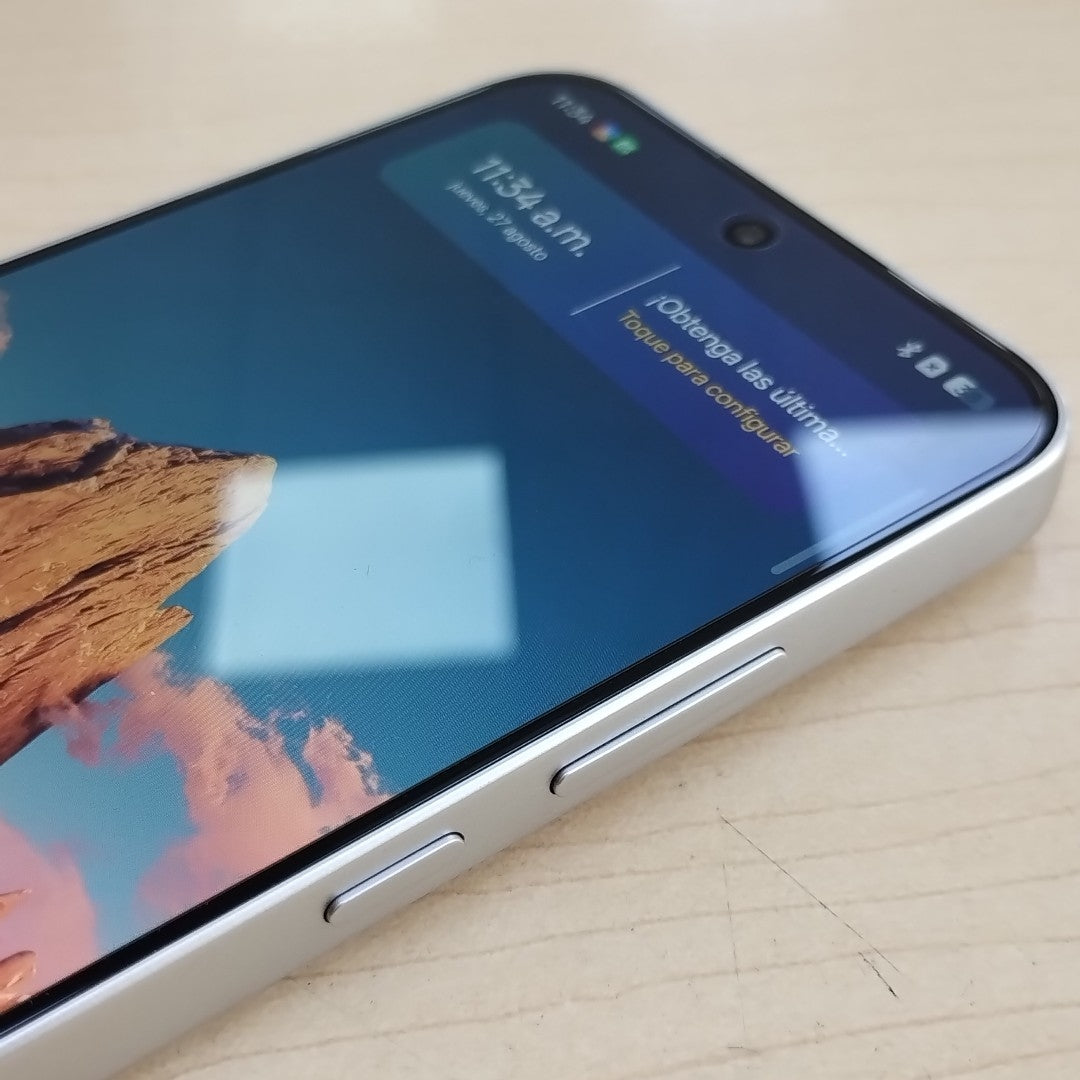 CELULAR OPPO RENO 16F CPH2859 (2026) 256 GB 8 GB RAM (SEMINUEVO)