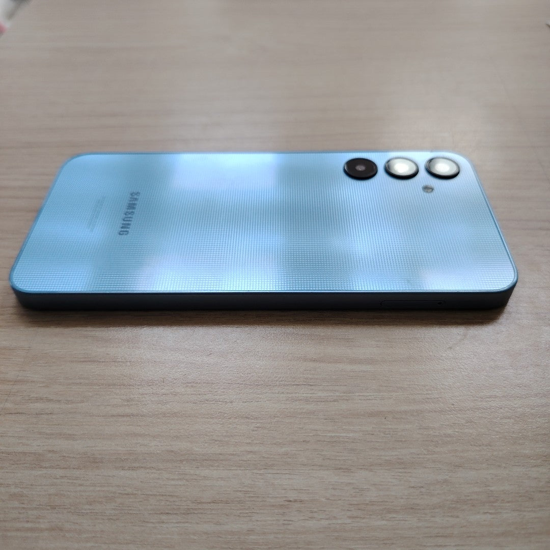 CELULAR SAMSUNG GALAXY A25 5G SM-A256E/N (2023) 128 GB 6 GB RAM (SEMINUEVO)