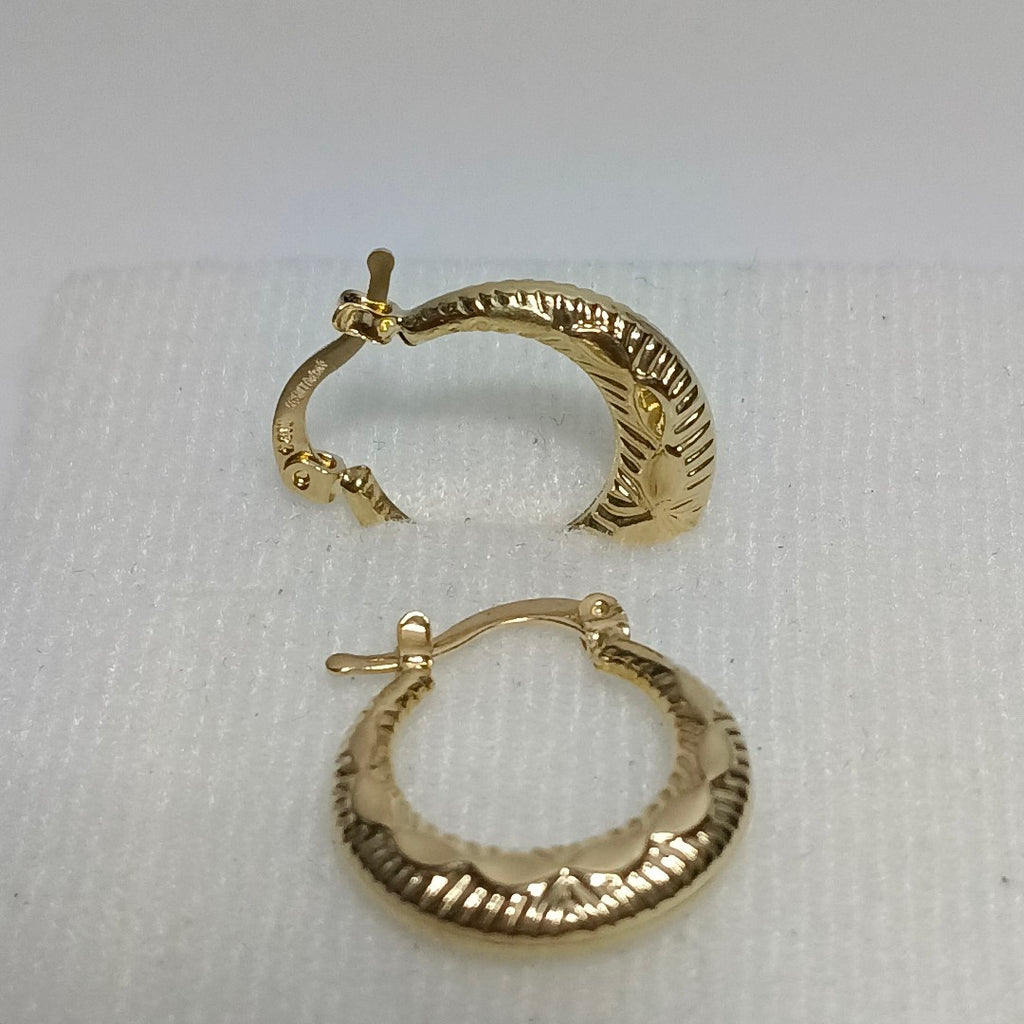 ARETES ARRACADAS HUECAS 14K 1.8 GR (NUEVO)