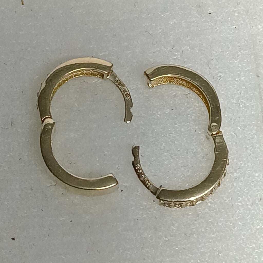 ARETES HUGGIES C CIRCONIAS 14K 2.2 GR (NUEVO)