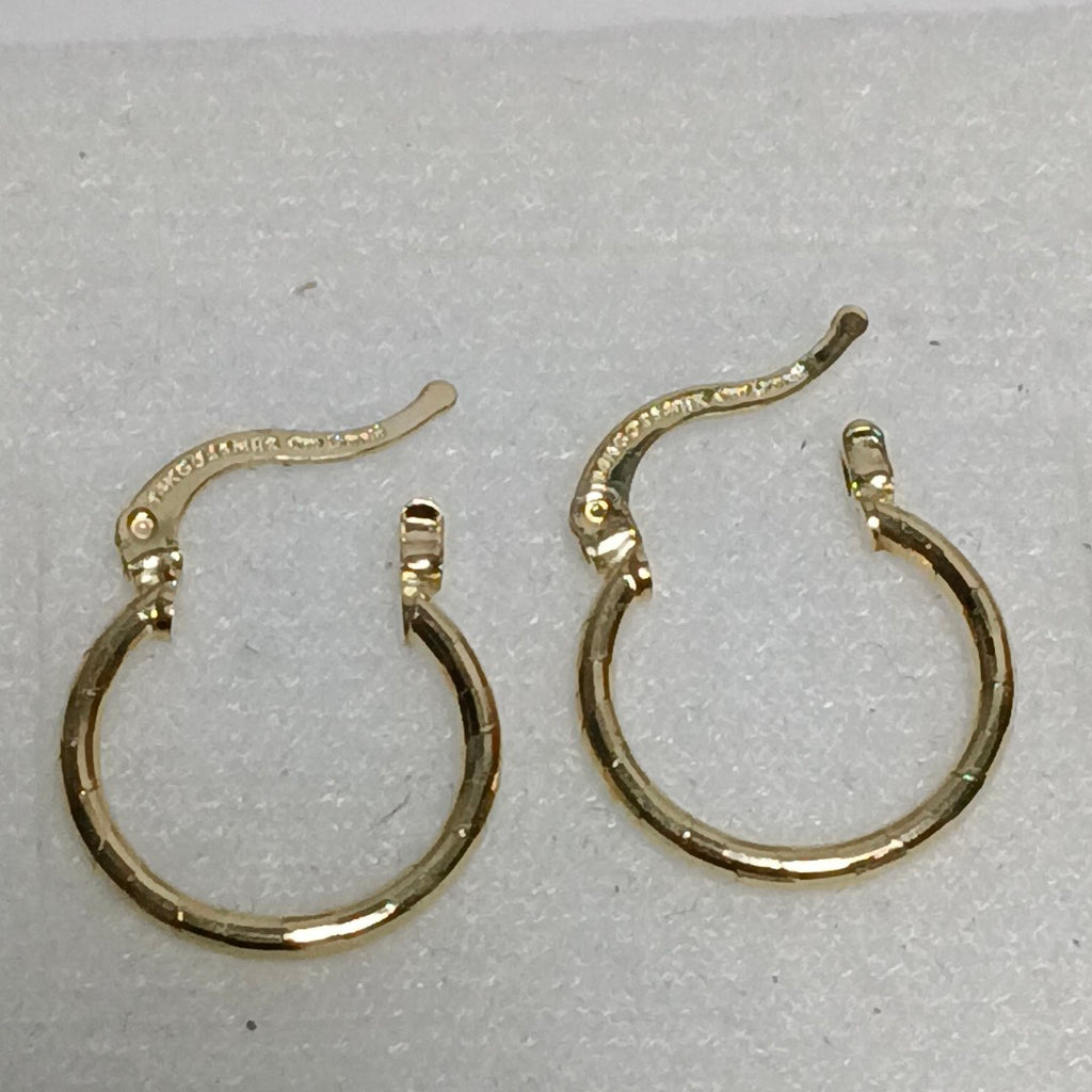 ARETES ARRACADAS ESTRIADAS 14K 1.4 GR (NUEVO)