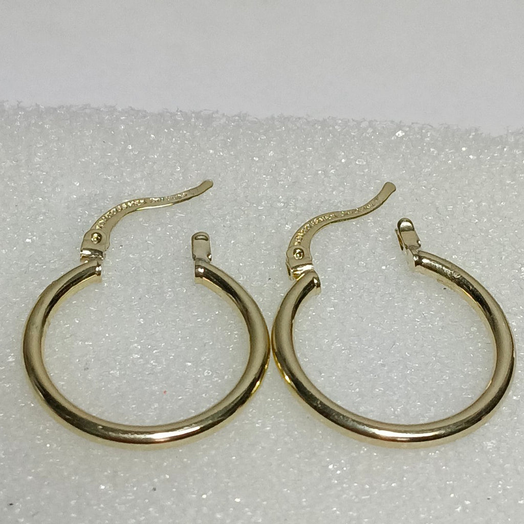 ARETES TEJIDO ARRACADAS LISAS 14K 1.2 GR (NUEVO)