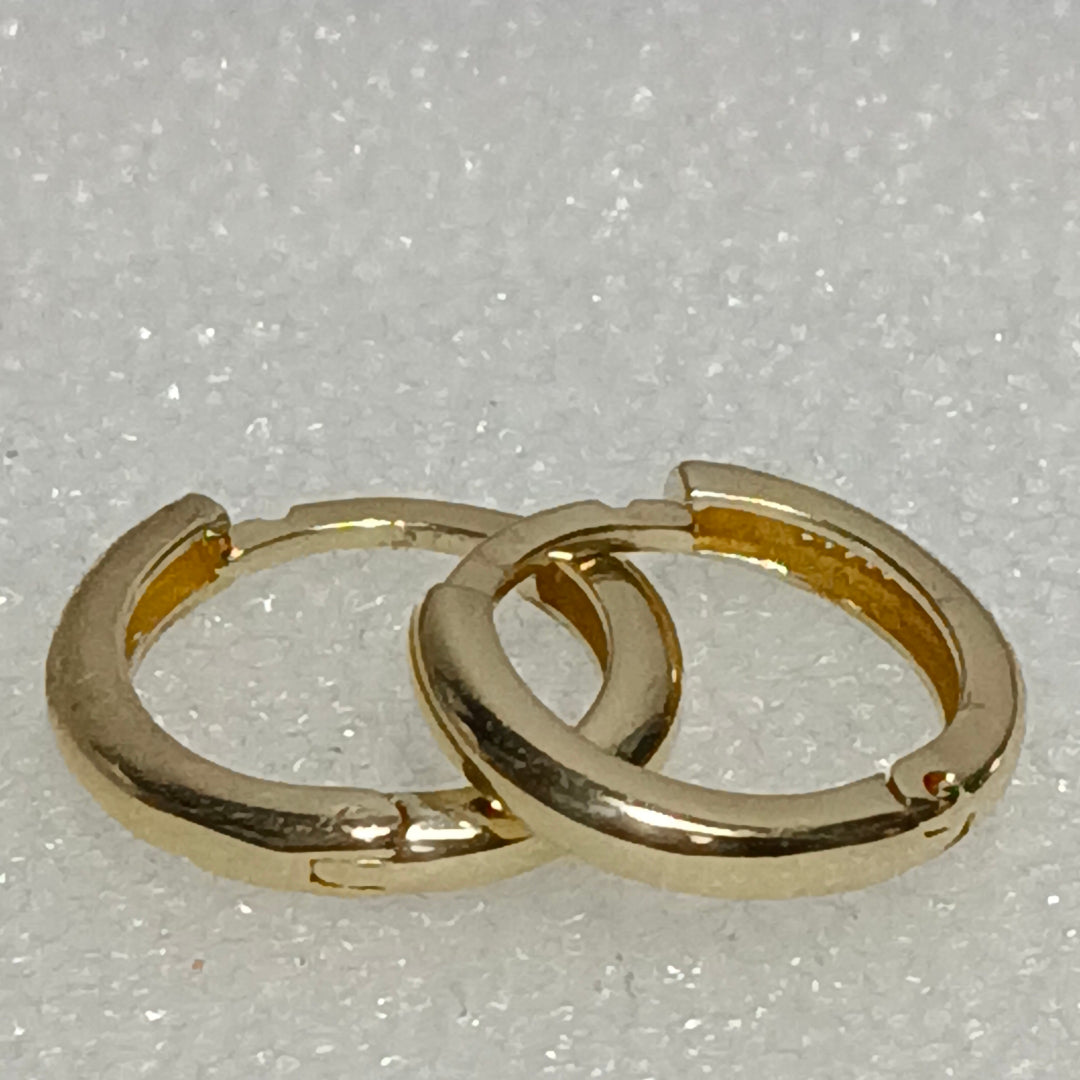 ARETES ARRACADAS LISAS 10K 1.1 GR (NUEVO)