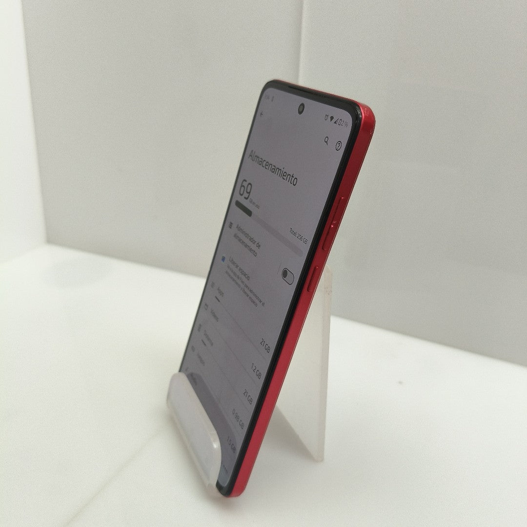 CELULAR MOTOROLA MOTO G84 XT2347-1 (2023) 256 GB 8 GB RAM (SEMINUEVO)
