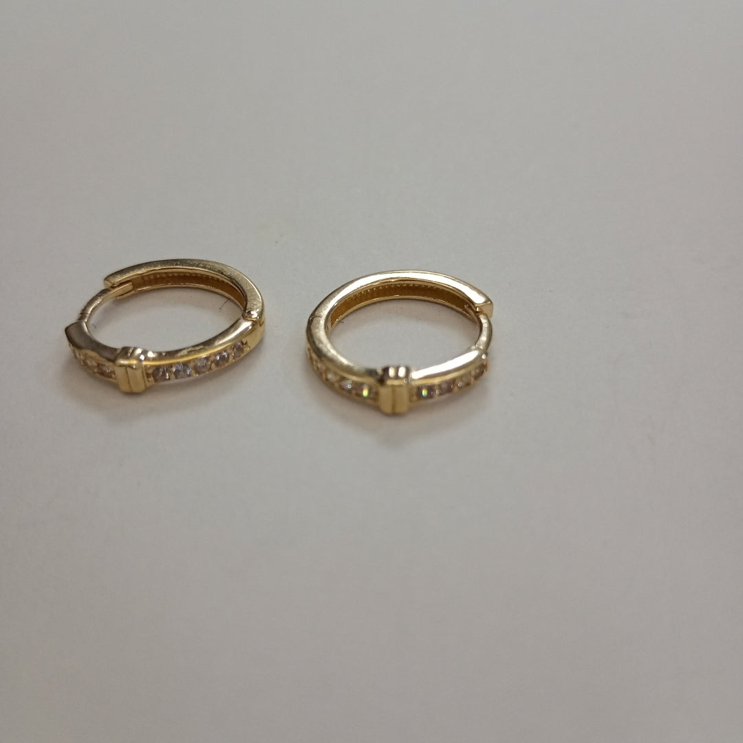 ARETES HUGGIES C CIRCONIA 14K 1.8 GR (NUEVO)