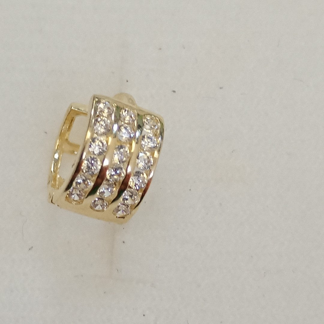 ARETES HUGGIES C CIRCONIA 14K 2.2 GR (NUEVO)