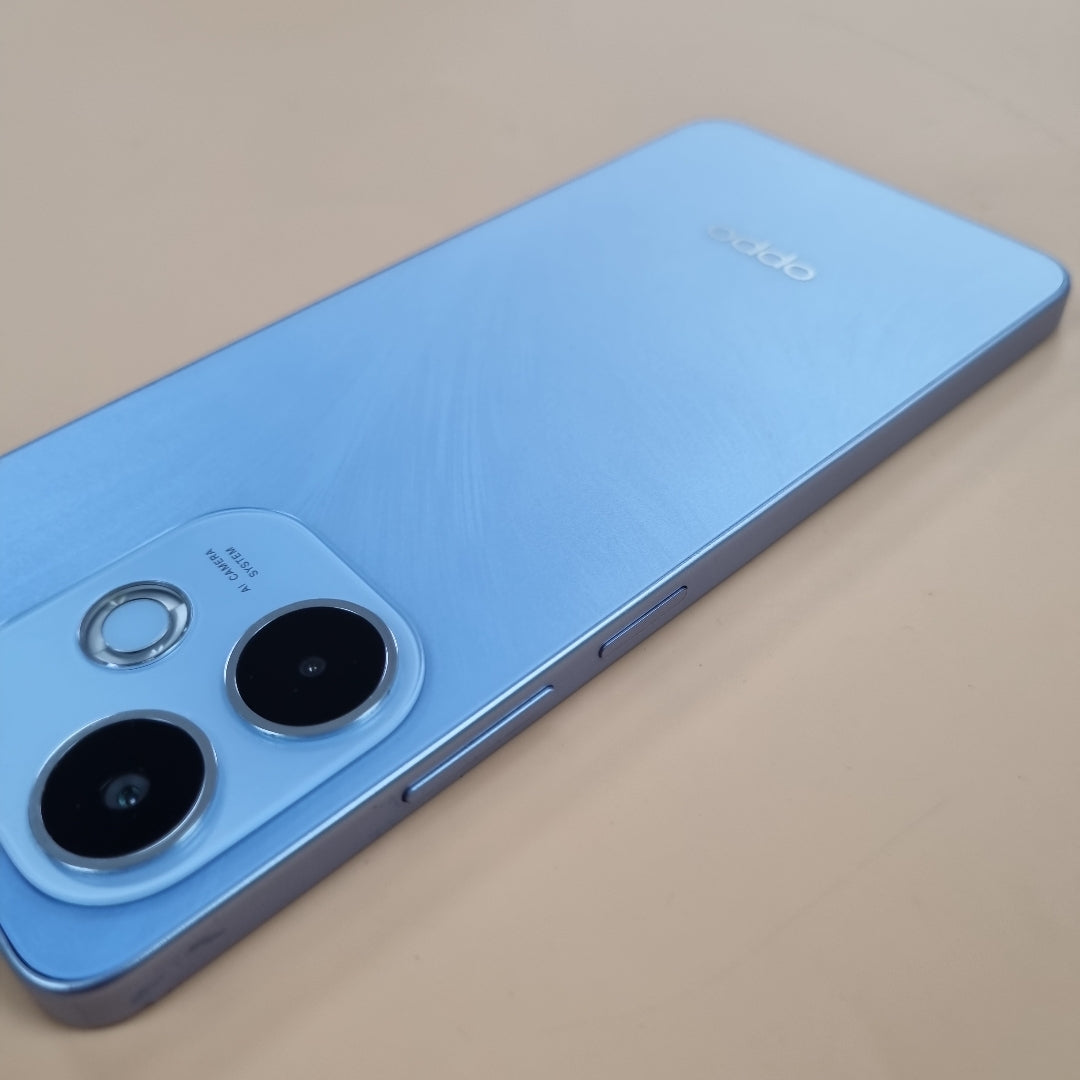 CELULAR OPPO A5 PRO CPH2711 (2025) 256 GB 8 GB RAM (SEMINUEVO)
