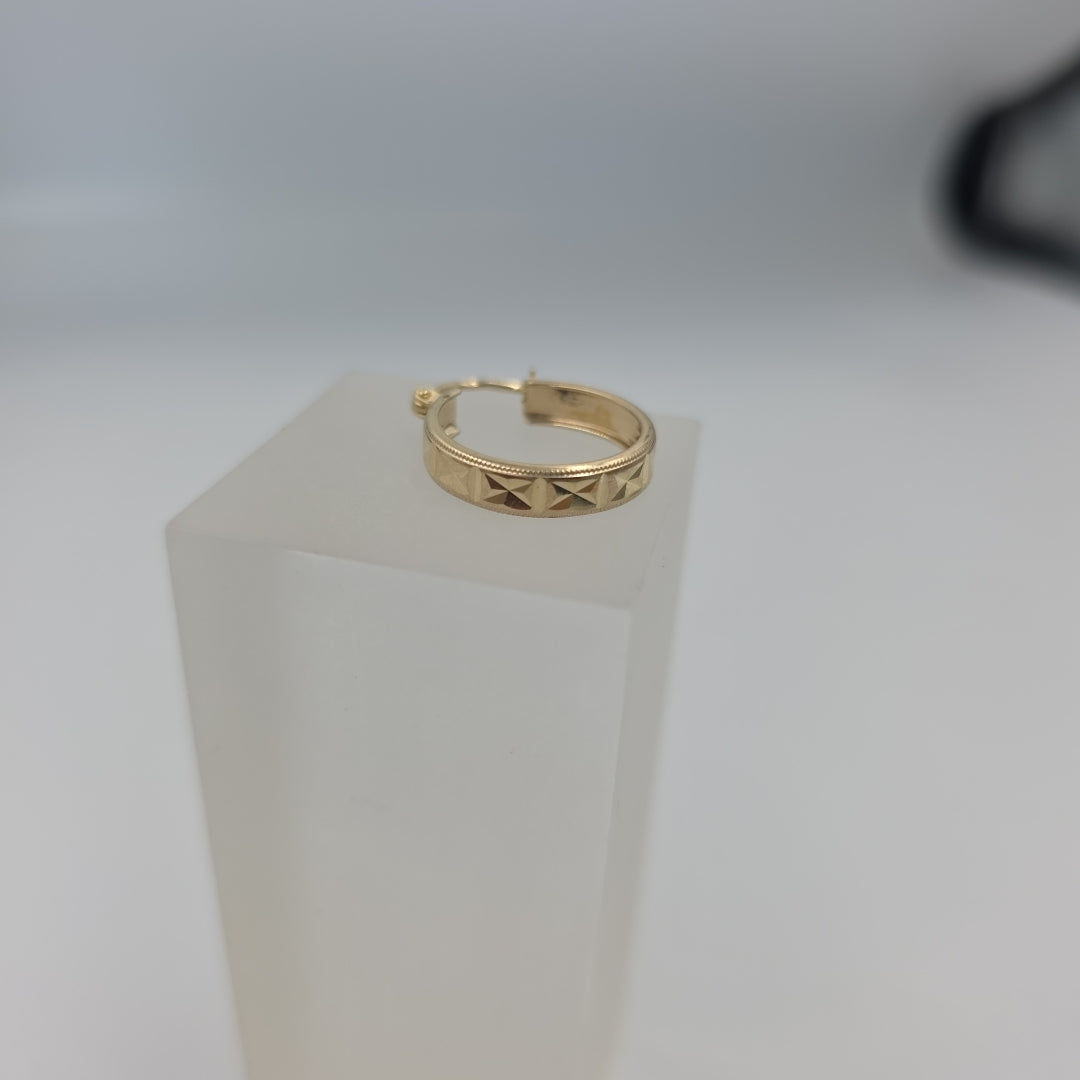 ARETES ARRACADAS LABRADAS 10K 2.2 GR (NUEVO)