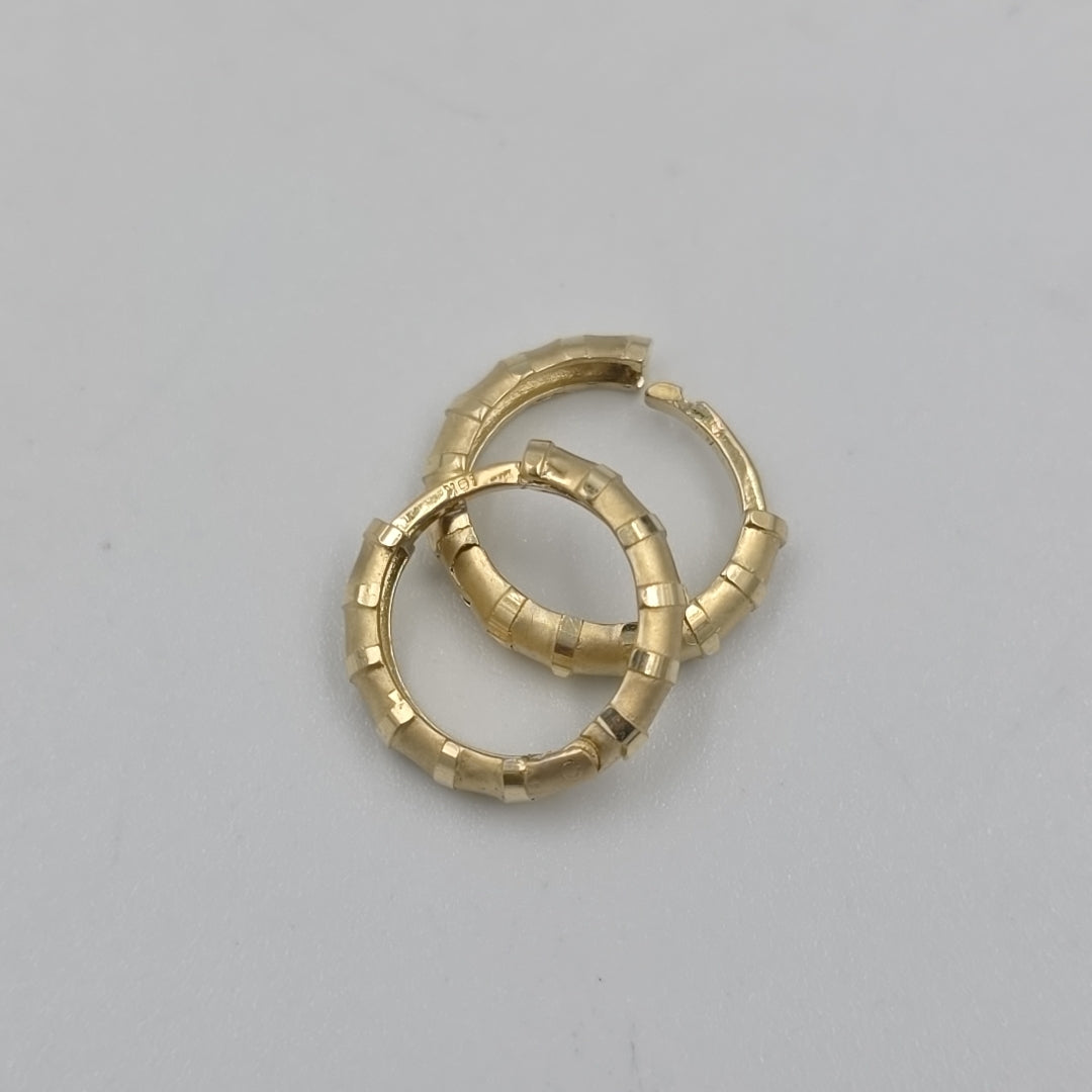 ARETES ARRACADAS FACETADAS 10K 1.7 GR (NUEVO)