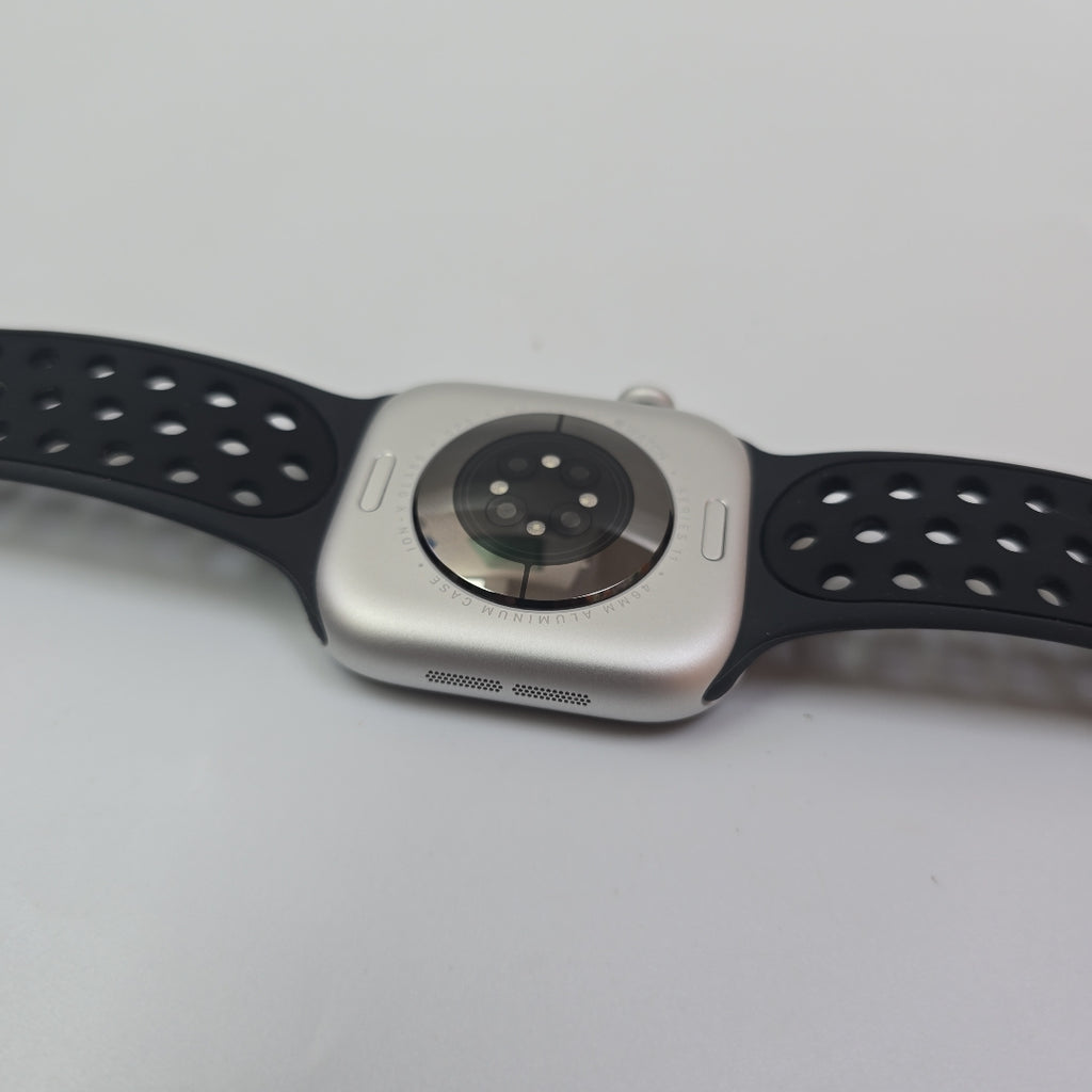 SMARTWATCH APPLE SERIES 11 ALUMINIO A3333 46 MM GPS (SEMINUEVO)