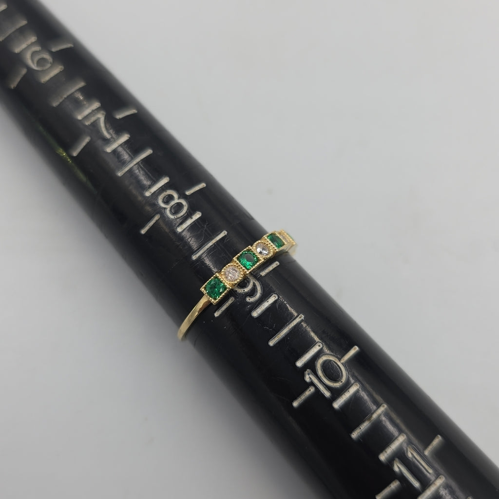 ANILLOS TEJIDO ANILLITO C CIRCONIAS Y PIEDRAS VERDES 14K 8.5 1.5 GR (NUEVO)