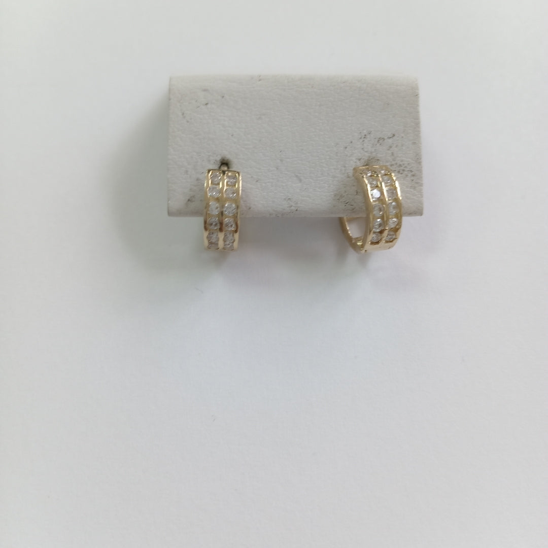 ARETES HUGGIES C CIRCONIAS 14K 1.7 GR (NUEVO)