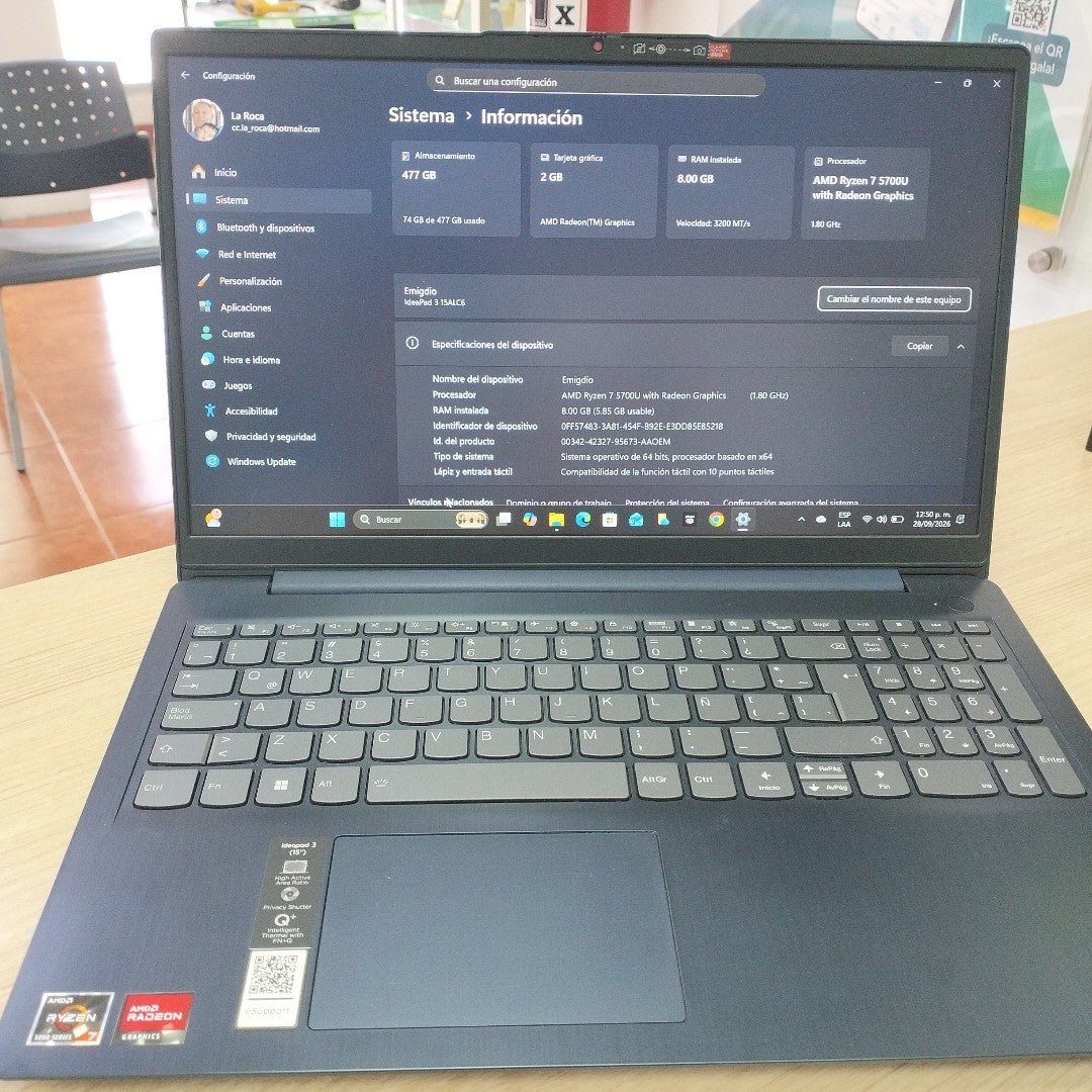 LAPTOP LENOVO IDEAPAD 3 15ALC6 (2024) 512 GB SSD 8 GB RAM (SEMINUEVO)