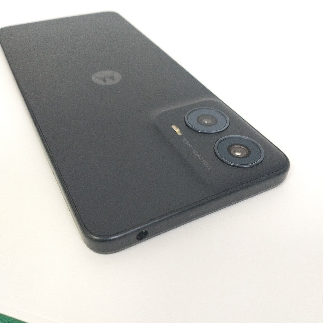 CELULAR MOTOROLA MOTO G24 XT2423-1 (2024) 256 GB 4 GB RAM (SEMINUEVO)