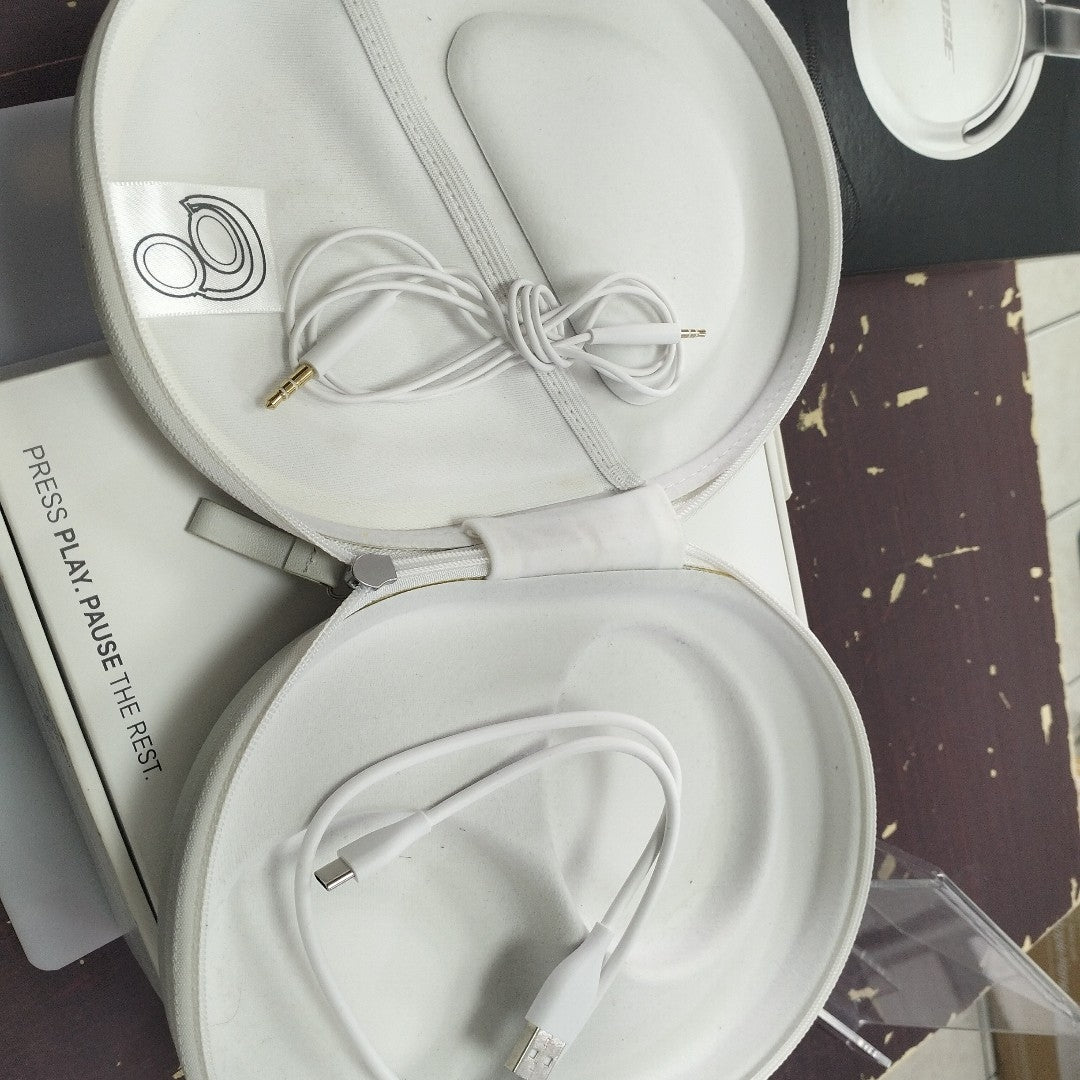 AUDIFONOS BOSE QUIETCOMFORT ULTRA INALAMBRICO OVER EAR (SEMINUEVO)