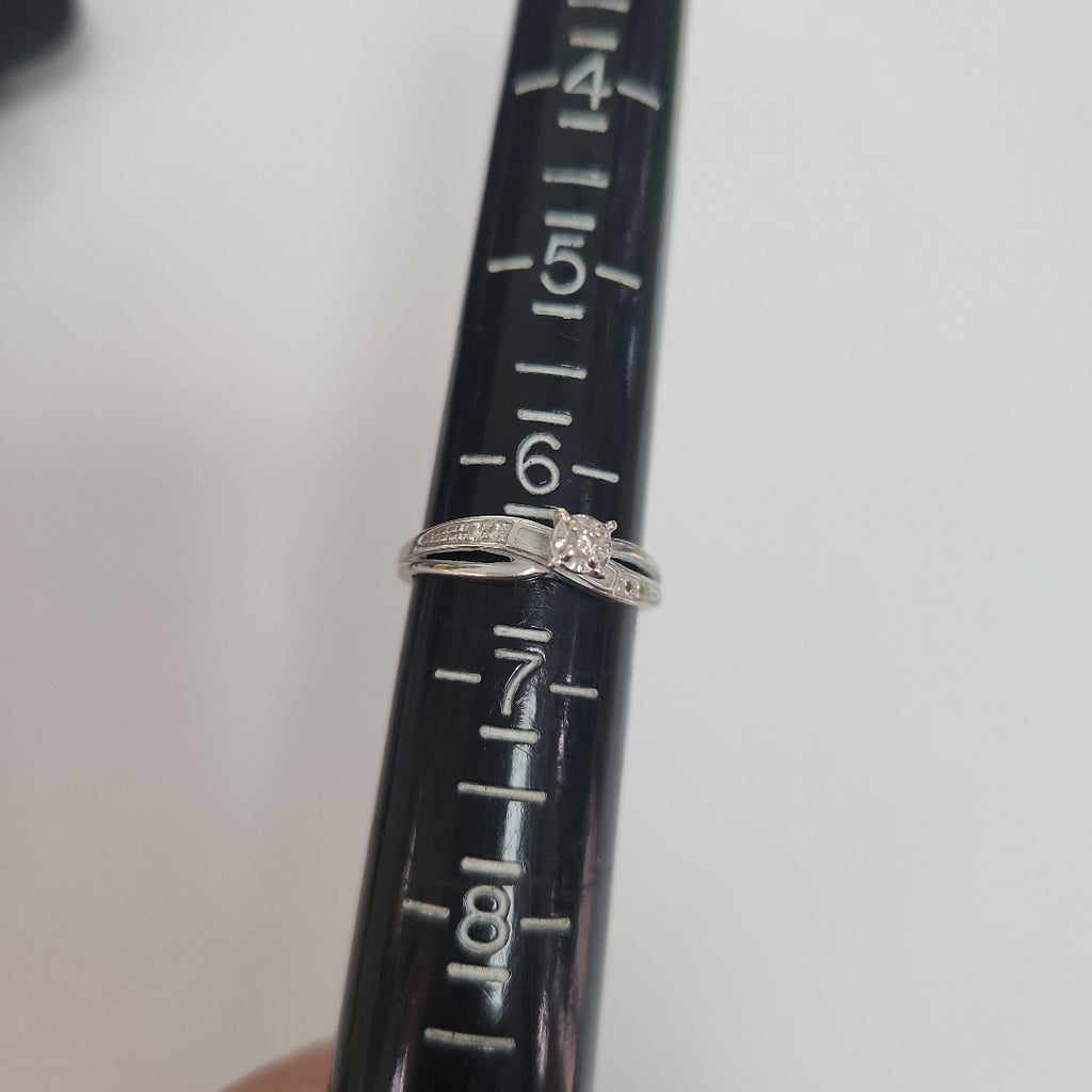 SOLITARIO ORO, ORO BLANCO 14 K 2.4 GRMS (SEMINUEVO)
