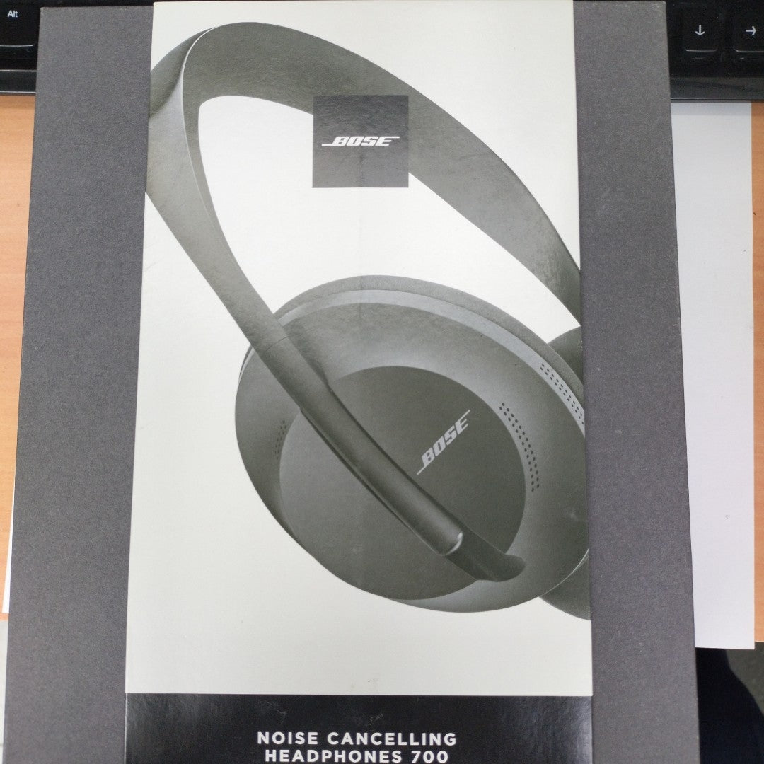 AUDIFONOS BOSE NC 700 INALAMBRICO OVER EAR (SEMINUEVO)
