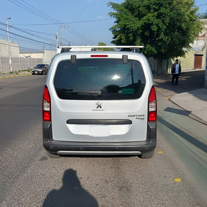 Peugeot Partner Tepee 2019 Van