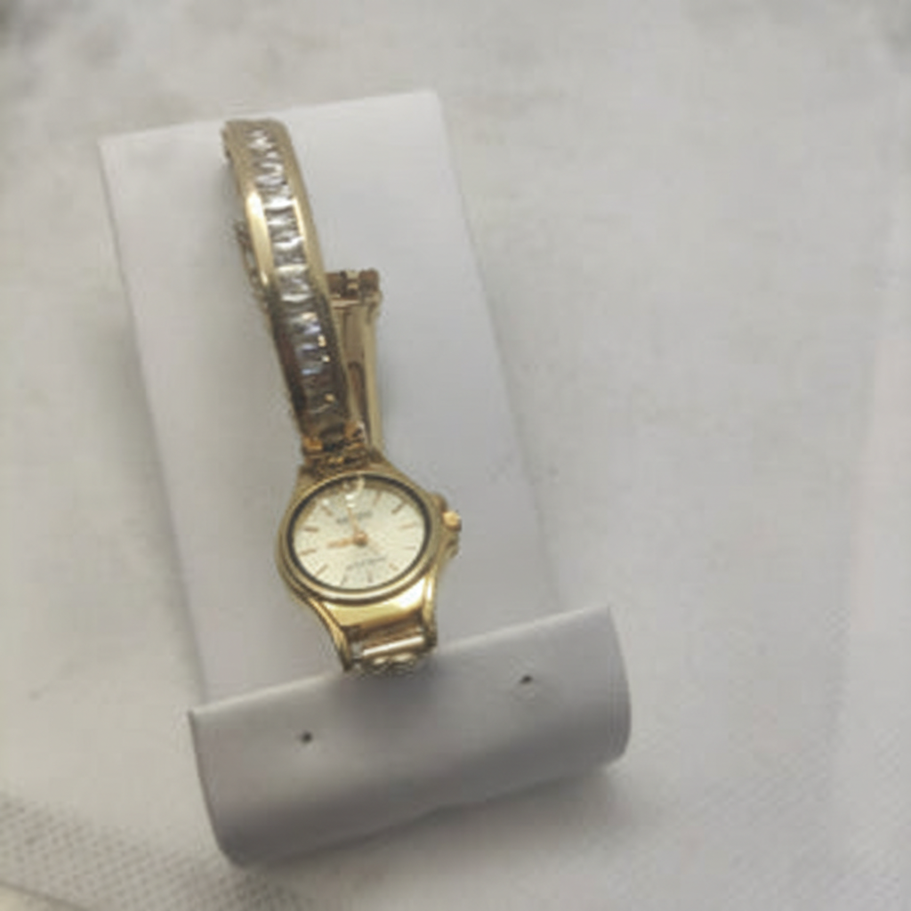 RELOJ CAJA ACERO PULSO ORO ORO 10 K 23.8 GRMS (SEMINUEVO)