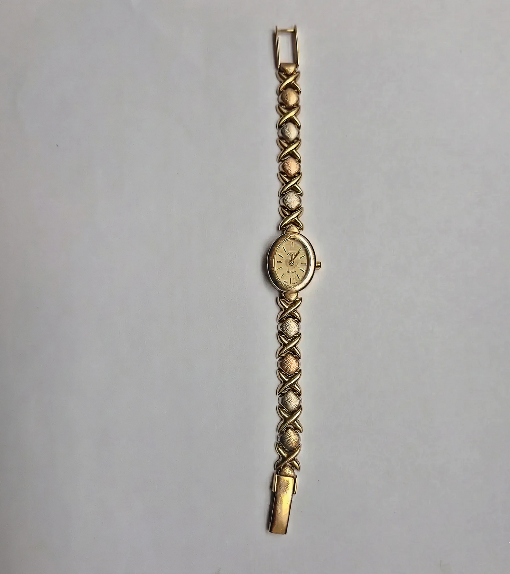 RELOJ CAJA Y PULSO ORO. ORO. 14 K 19.1 GRMS (SEMINUEVO)